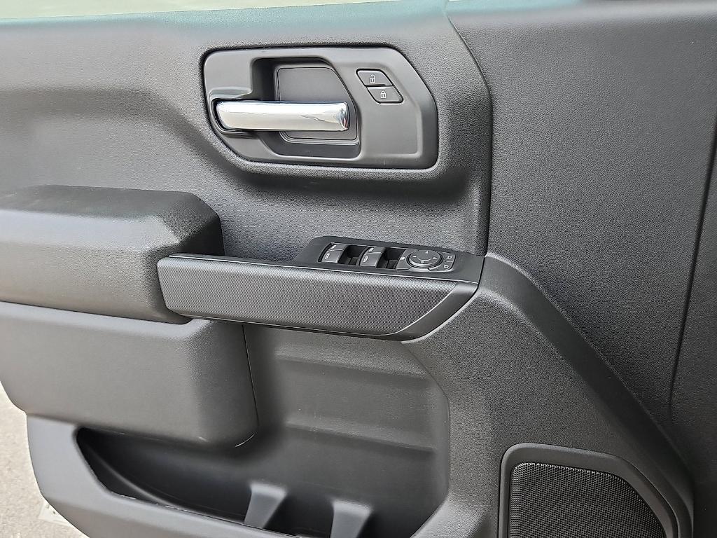 new 2026 GMC Sierra 1500 car, priced at $38,450