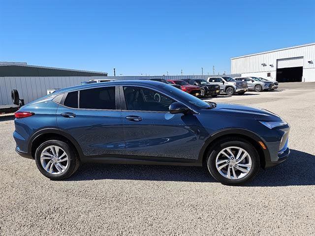 new 2026 Buick Envista car, priced at $26,090