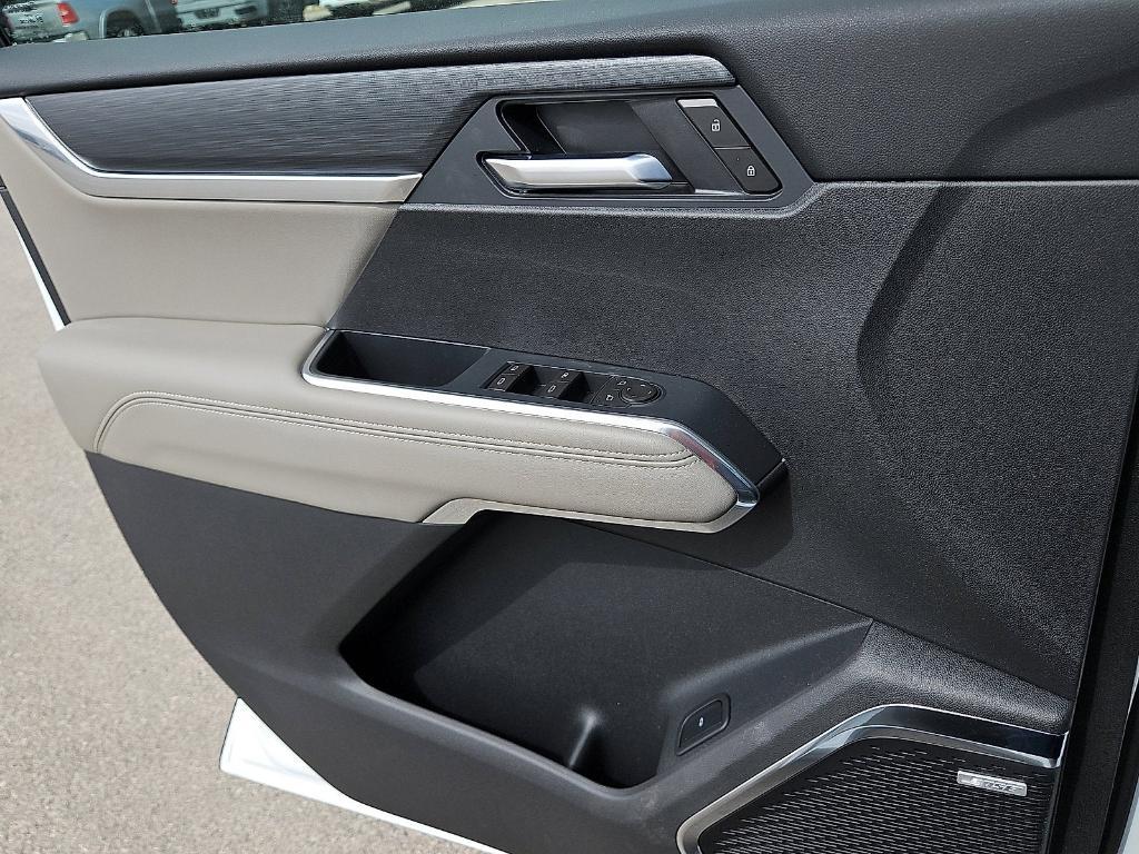 new 2026 GMC Acadia car, priced at $48,629