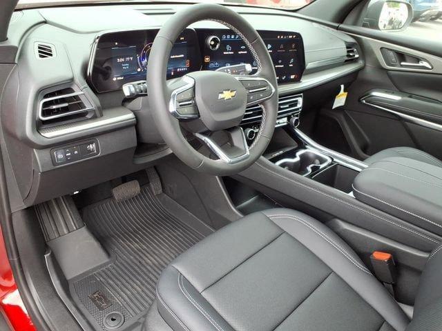 new 2026 Chevrolet Traverse car, priced at $44,115