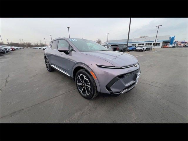 used 2025 Chevrolet Equinox EV car, priced at $23,960