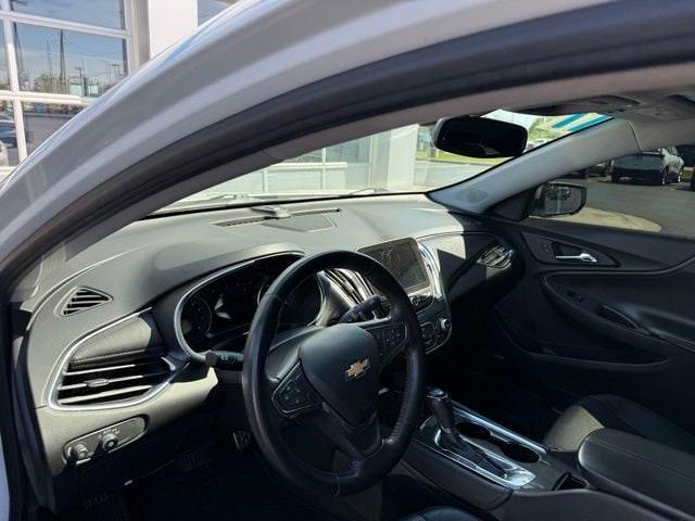used 2017 Chevrolet Malibu car, priced at $12,607