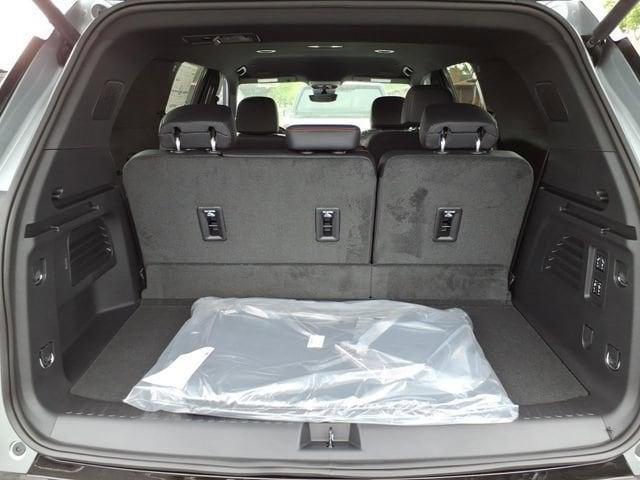 new 2026 Chevrolet Traverse car, priced at $53,920