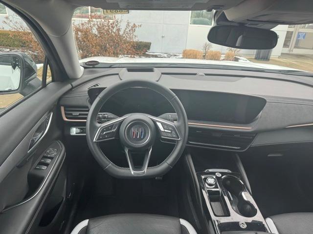 used 2025 Buick Envision car, priced at $30,250