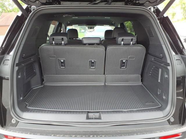 new 2026 Chevrolet Traverse car, priced at $44,283