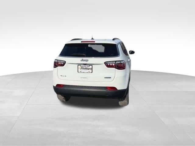 used 2022 Jeep Compass car, priced at $23,399