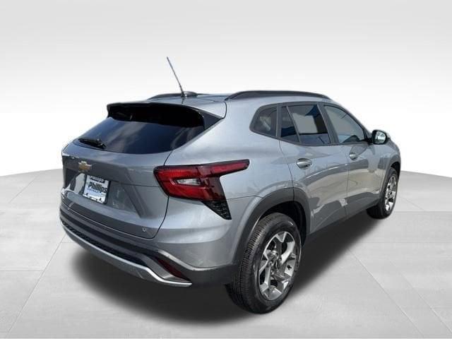 used 2025 Chevrolet Trax car