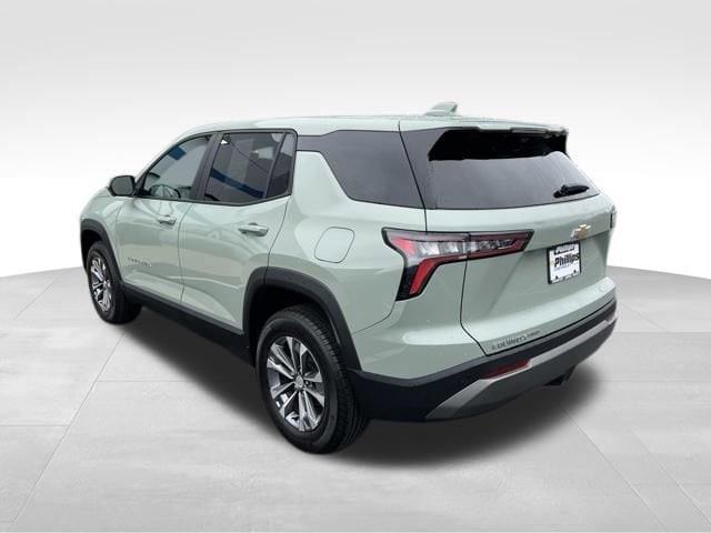 used 2025 Chevrolet Equinox car, priced at $28,121