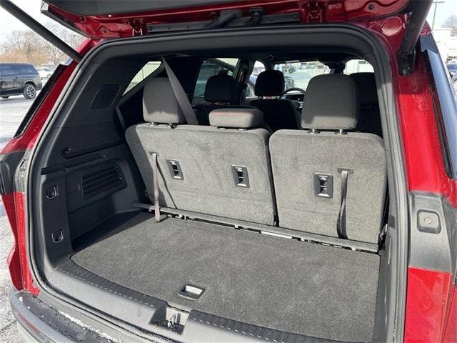 used 2024 Chevrolet Traverse car, priced at $43,849