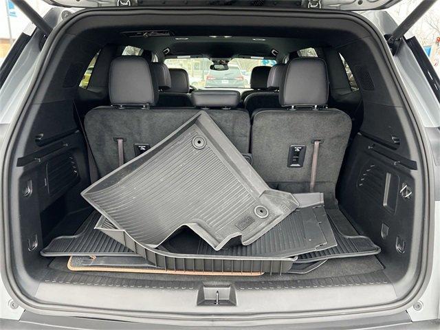 used 2024 GMC Acadia car, priced at $43,930