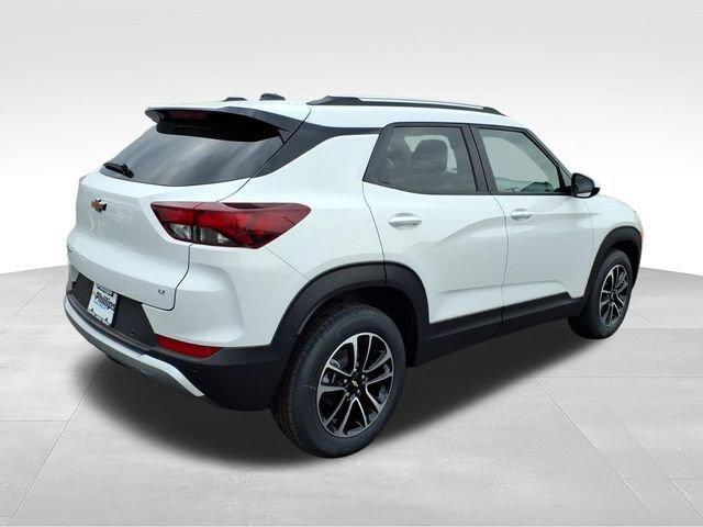 new 2026 Chevrolet TrailBlazer car, priced at $27,207