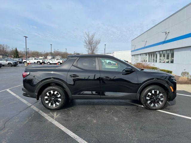 used 2025 Hyundai SANTA CRUZ car, priced at $28,667