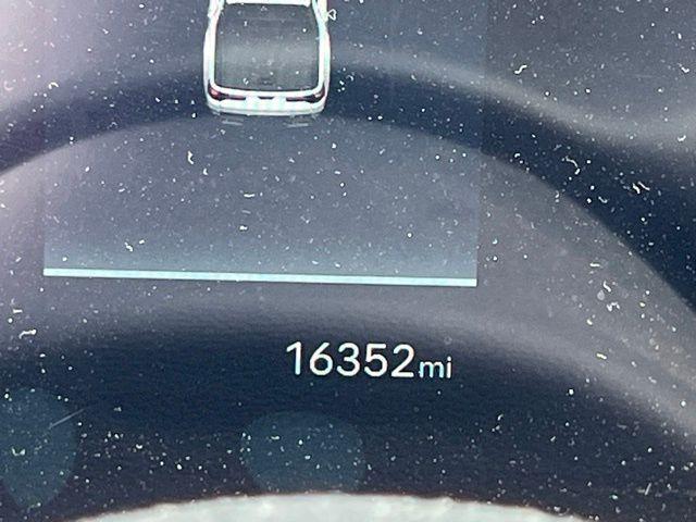 used 2025 Hyundai SANTA CRUZ car, priced at $28,667