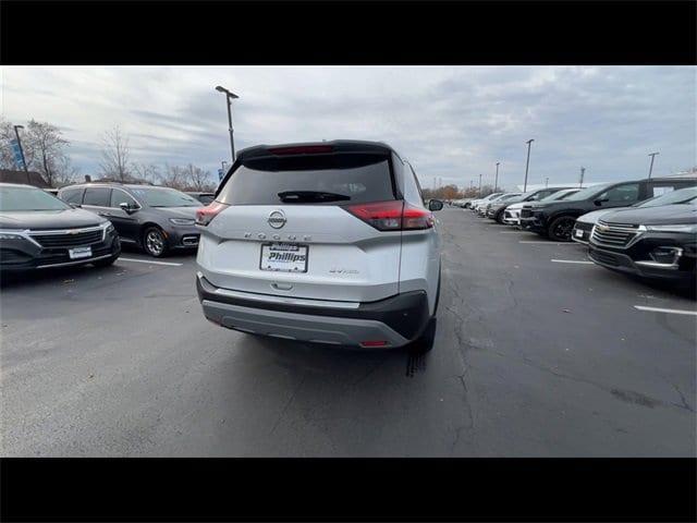 used 2021 Nissan Rogue car, priced at $17,998
