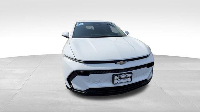 used 2025 Chevrolet Equinox EV car, priced at $26,168