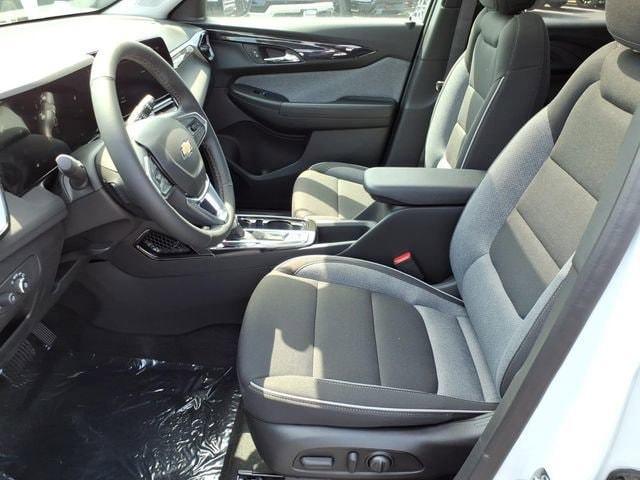 new 2026 Chevrolet TrailBlazer car, priced at $30,742