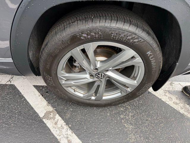 used 2024 Volkswagen Atlas Cross Sport car, priced at $36,093