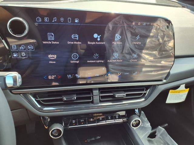 new 2025 Chevrolet Equinox EV car, priced at $54,050