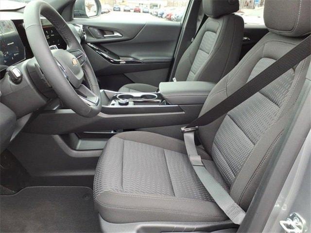 new 2026 Chevrolet Equinox car, priced at $28,432