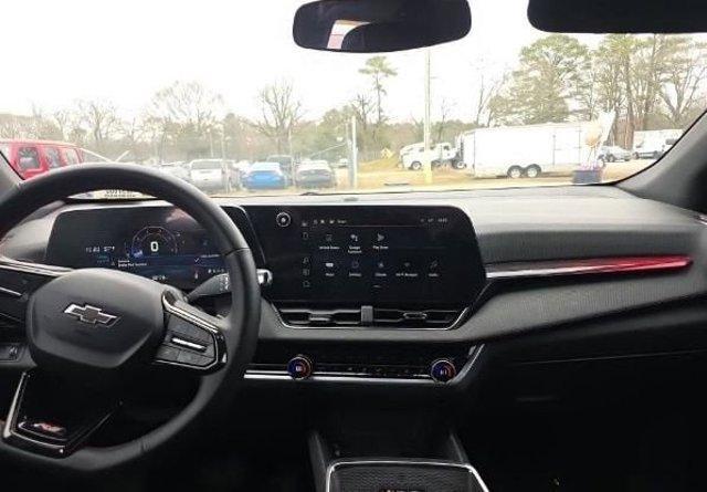 used 2025 Chevrolet Equinox car, priced at $29,230