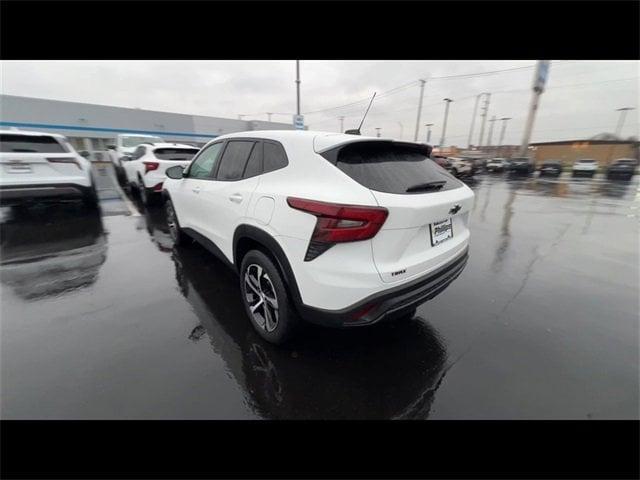 used 2024 Chevrolet Trax car, priced at $20,999
