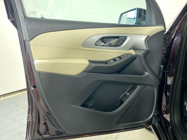 2023 Black Cherry Metallic Chevrolet Traverse