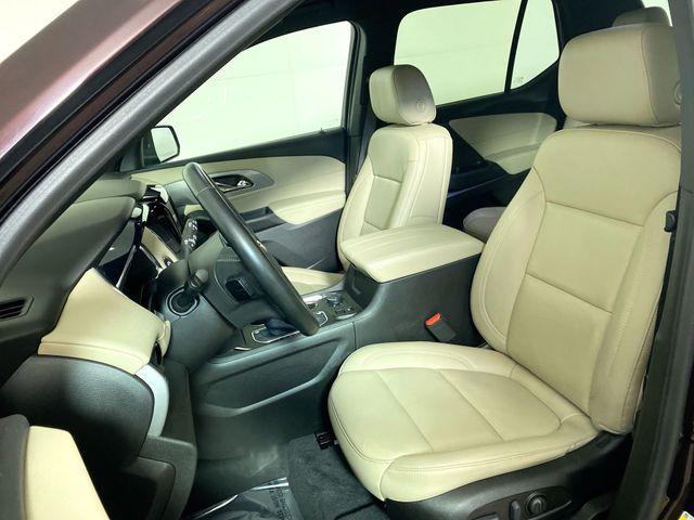 2023 Black Cherry Metallic Chevrolet Traverse