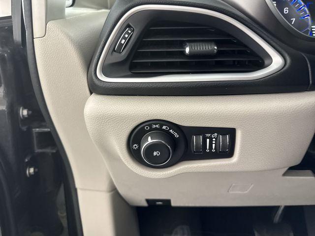 used 2020 Chrysler Pacifica car, priced at $15,476