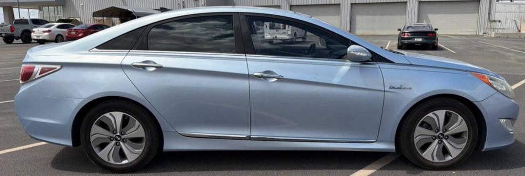 used 2015 Hyundai Sonata Hybrid car, priced at $9,950