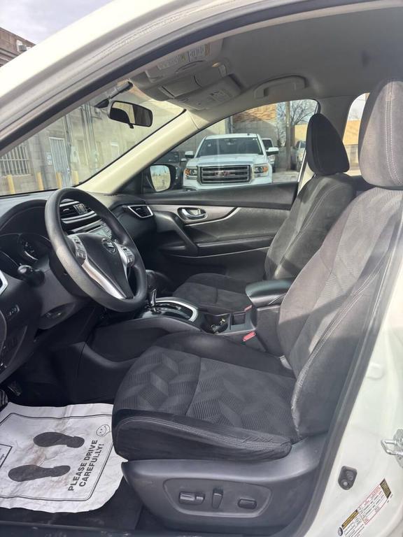 used 2014 Nissan Rogue car, priced at $10,950