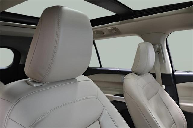used 2022 Ford Explorer car, priced at $33,647