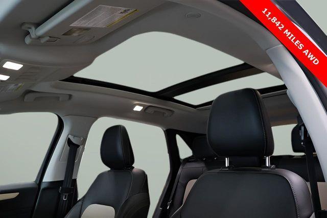 used 2022 Ford Escape car, priced at $25,404