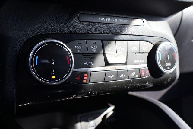 used 2022 Ford Escape car, priced at $20,914