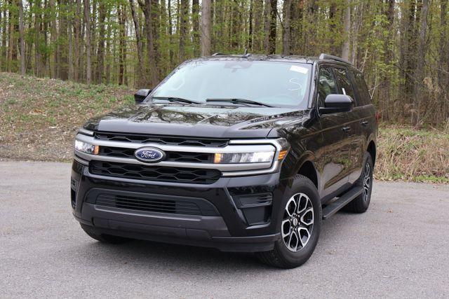 used 2024 Ford Expedition car, priced at $42,257