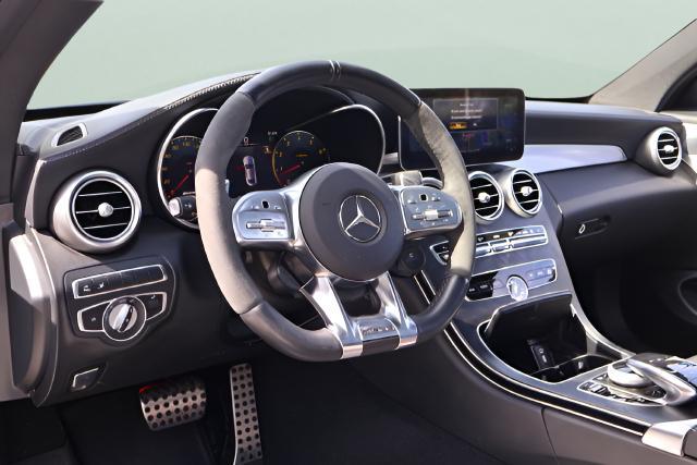 Mercedes-Benz C-Class view 9