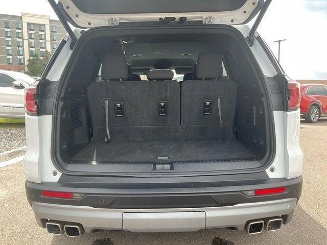 used 2025 GMC Acadia car, priced at $33,999