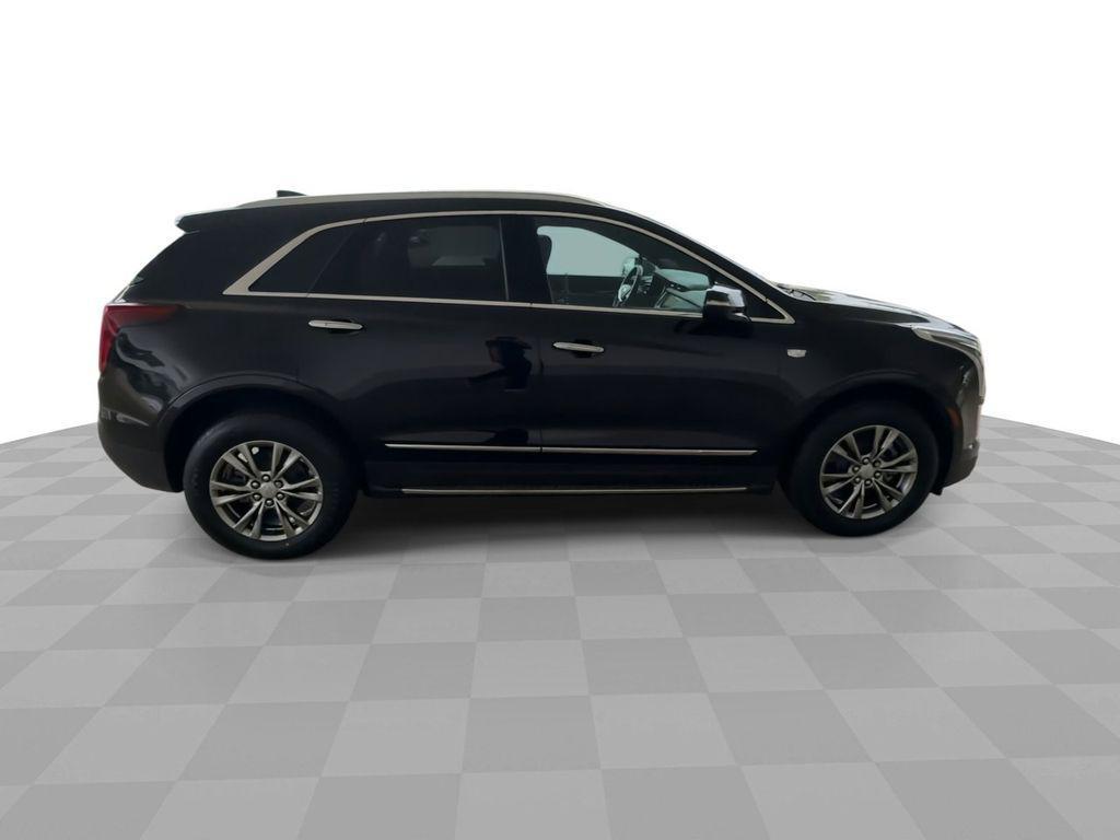 used 2023 Cadillac XT5 car, priced at $33,149