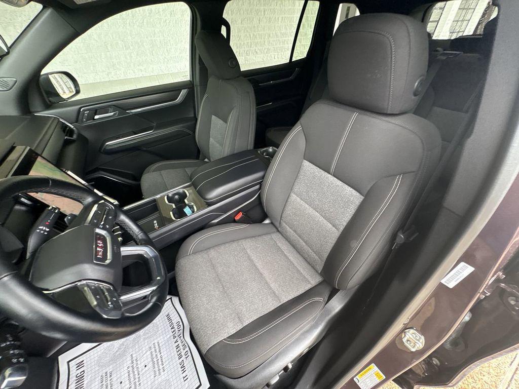 used 2025 GMC Acadia car, priced at $35,399