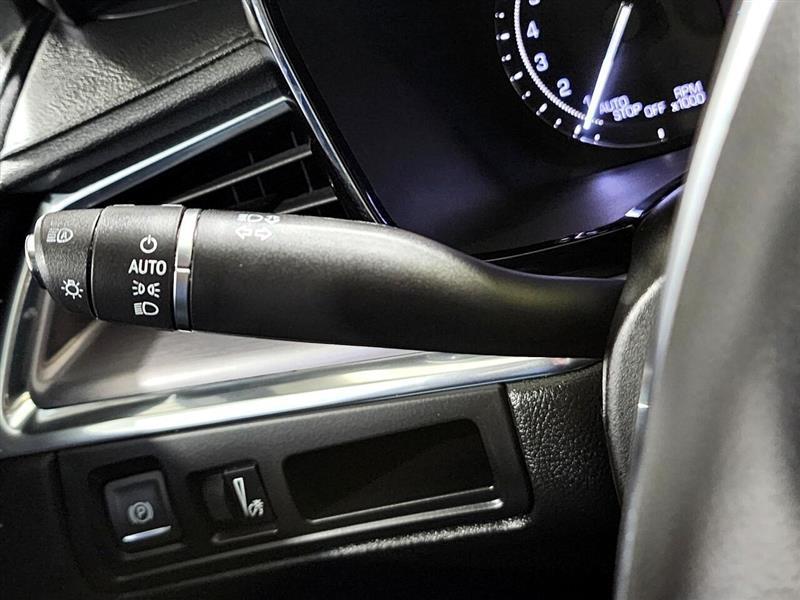 used 2019 Cadillac XT5 car, priced at $19,995