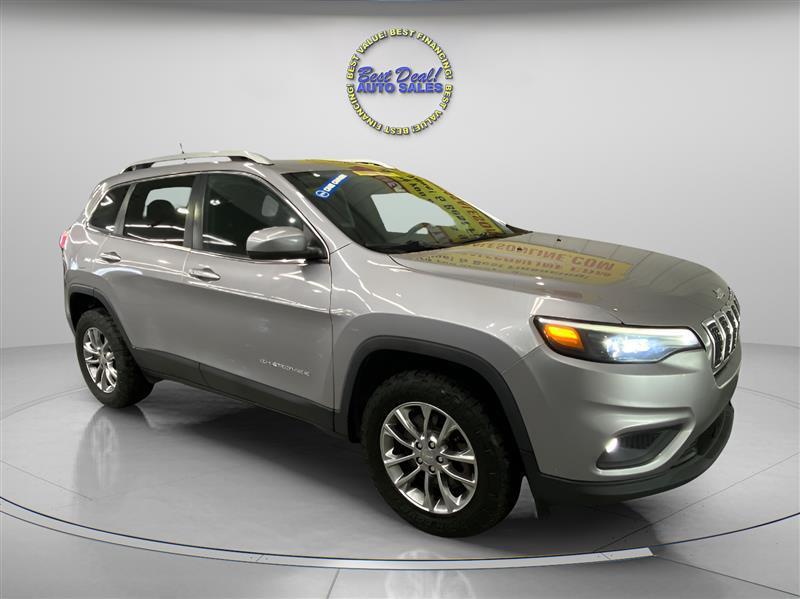 used 2019 Jeep Cherokee car, priced at $12,495