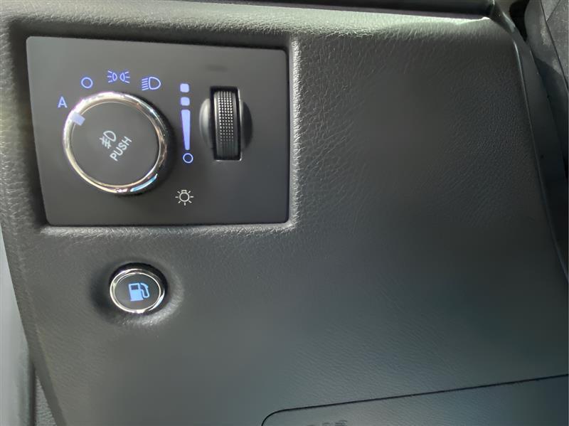 used 2017 Jeep Grand Cherokee car, priced at $15,495