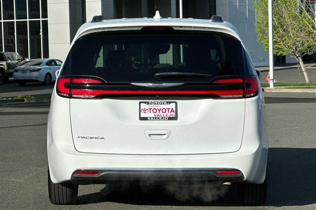 used 2022 Chrysler Pacifica car, priced at $23,000