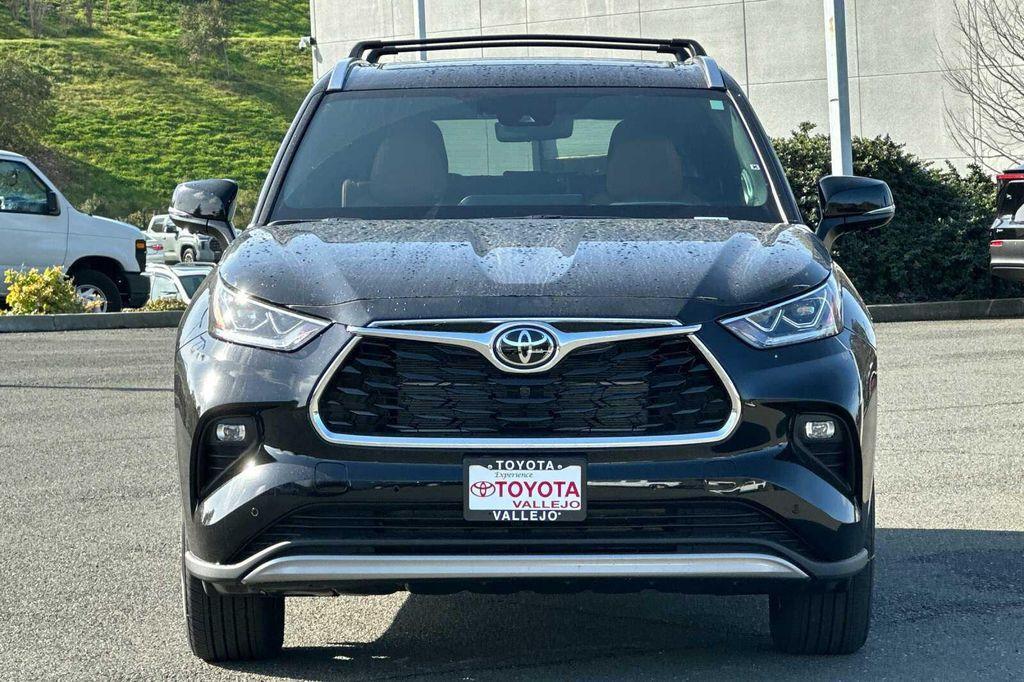 new 2026 Toyota Highlander Hybrid car, priced at $57,373