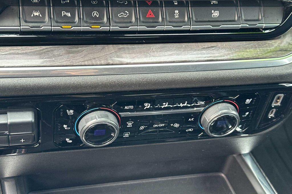 used 2023 Chevrolet Silverado 1500 car, priced at $34,000