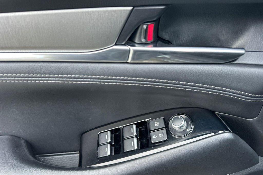 used 2018 Mazda Mazda6 car, priced at $19,500