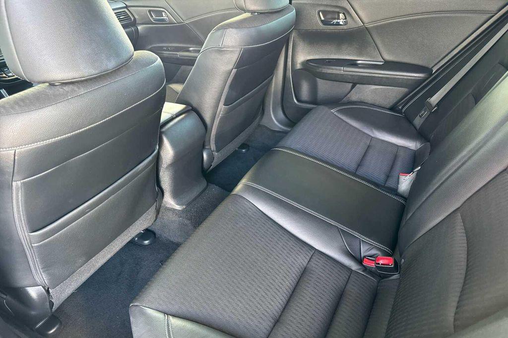 2017 White Orchid Pearl Honda Accord