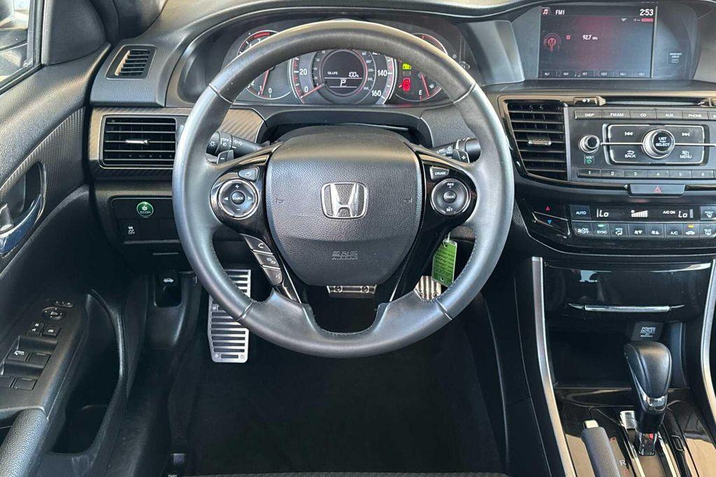 2017 White Orchid Pearl Honda Accord