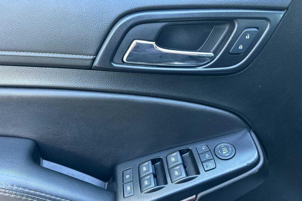 used 2020 GMC Yukon XL car, priced at $27,500