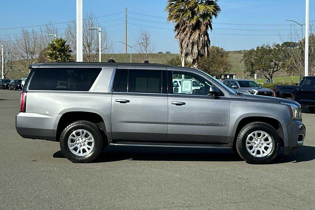 used 2020 GMC Yukon XL car, priced at $27,500