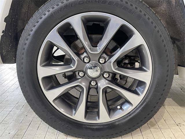 used 2018 Jeep Grand Cherokee car, priced at $18,560